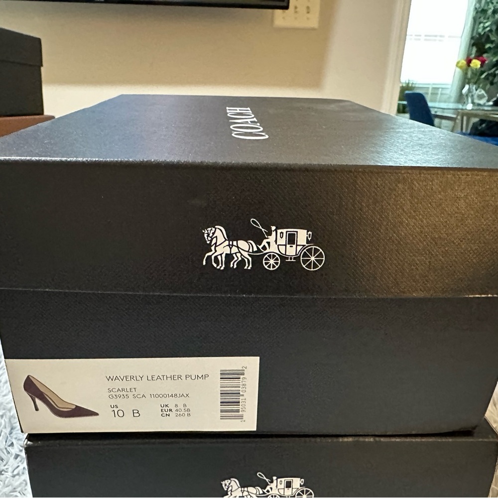 Burgundy Coach Heels, Size 10 New In Box
